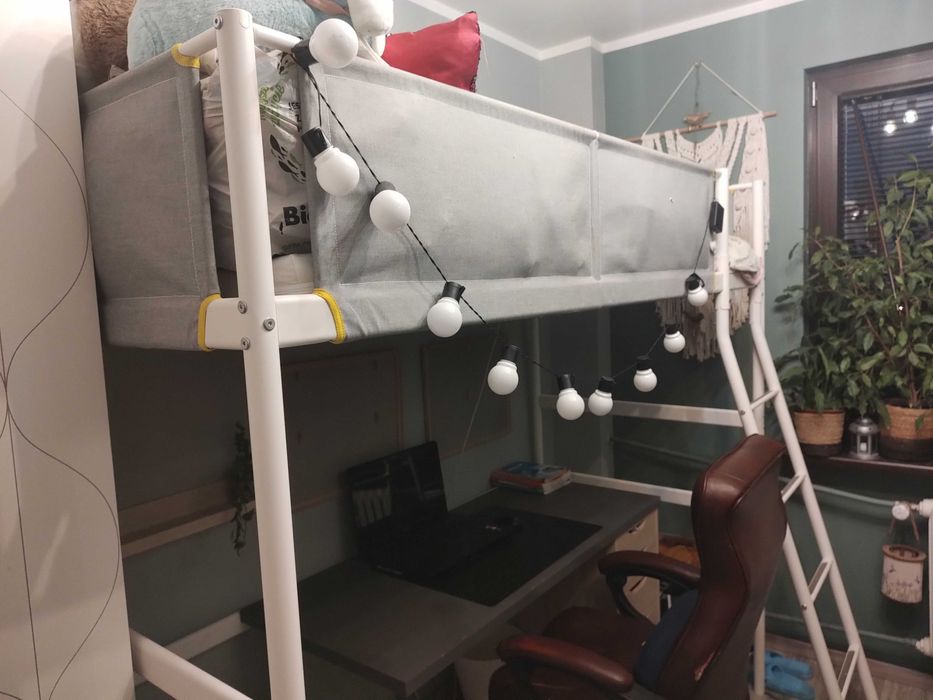 Łóżko piętrowe Ikea białe wygodne