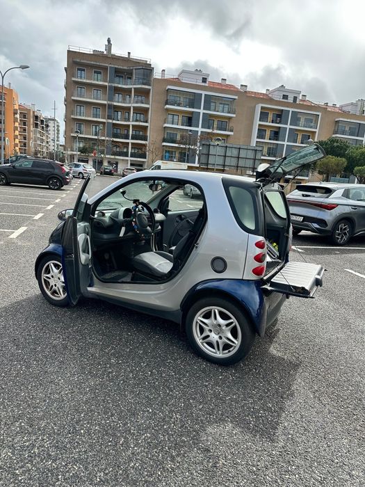 Vendo smart fortwo Rio de Mouro • OLX.pt