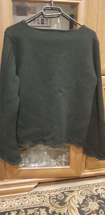 Sweterek czarny XL