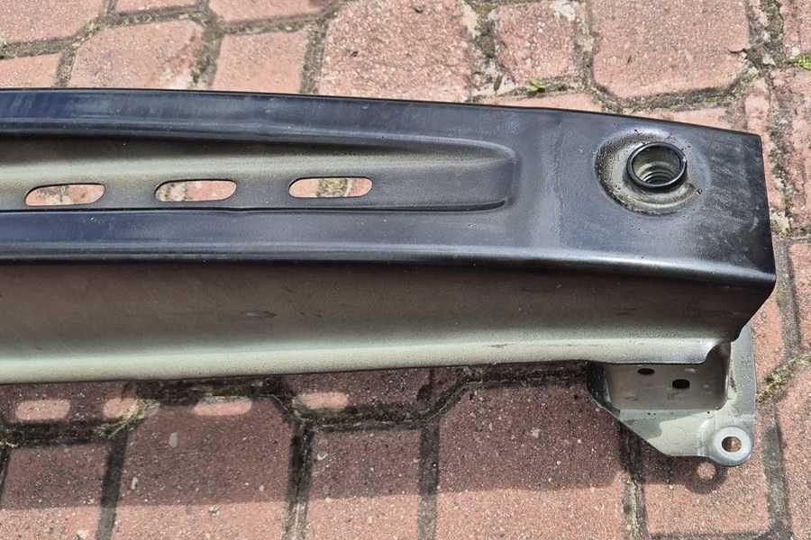 Belka pod zderzak, Skoda Kodiaq I, stan bardzo dobry.