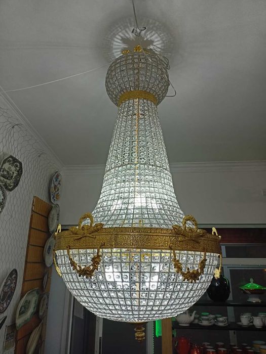 Lustres Grandes Dimensões