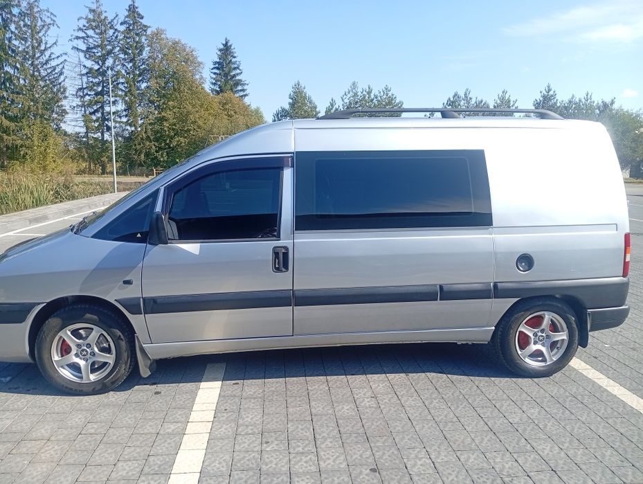 Продам Пежо експерт 2006 року
