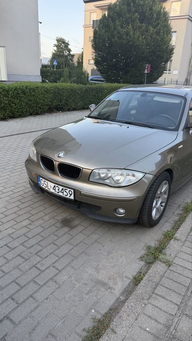 BMW  116i  продам