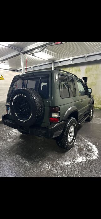Mitsubishi pajero 2.5