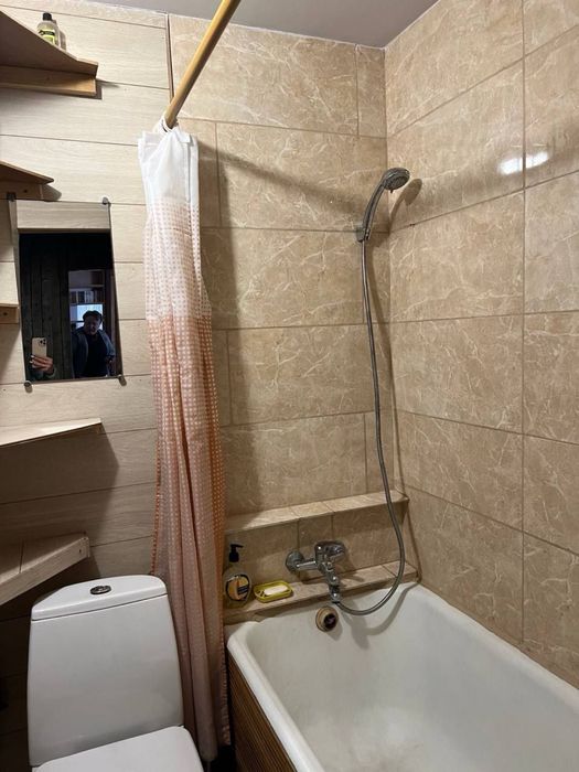 Продаж 2к квартири вул. Залізнична(р-н Привокзальна, політеху).