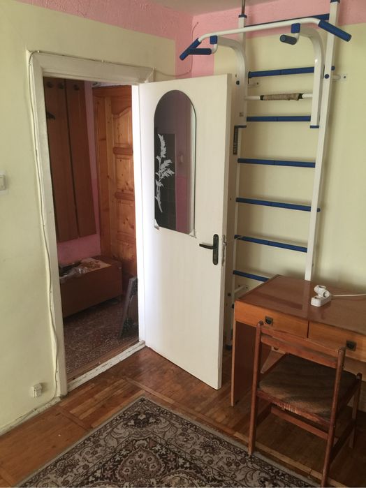 Шведская стенка с брусьями и перекладиной