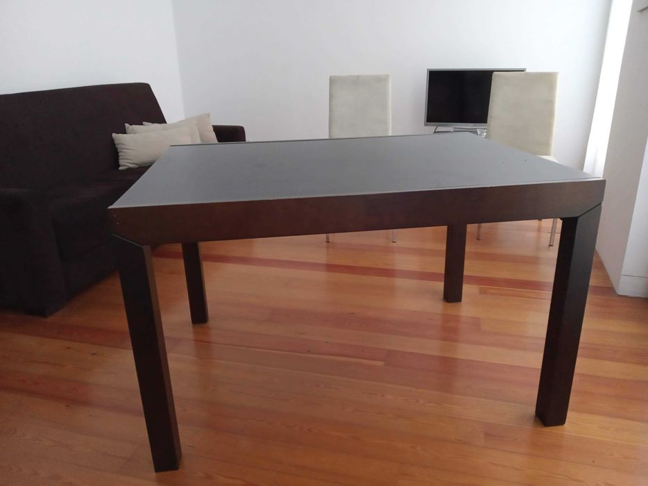 Mesa de sala de jantar