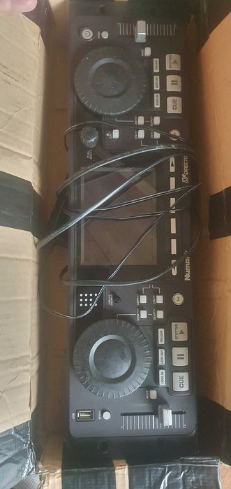 Numark d2 director  usb dj - aceito trocas
