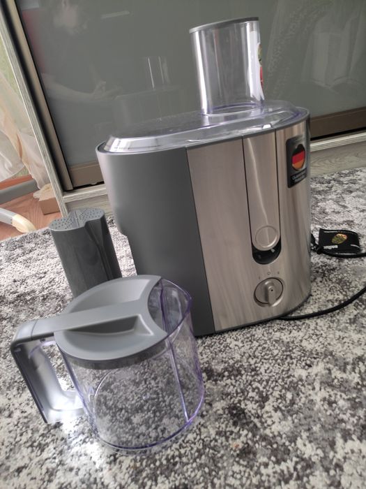 Соковитискач Braun J700