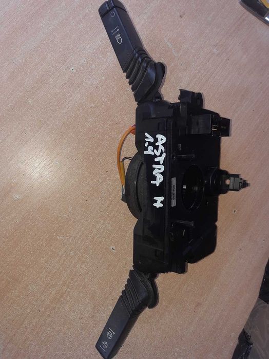 Astra H 1.9 CDTI - przełącznik zespolony