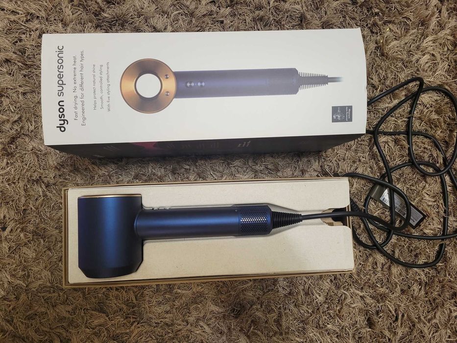 Продам фен Dyson Supersonic HD15 (як новий)