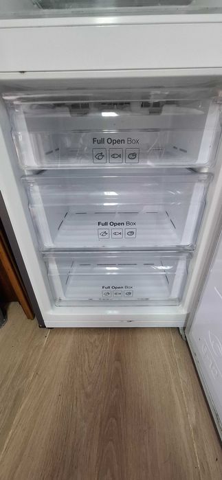 Frigorífico Combinado SAMSUNG RB29FSRNDSA