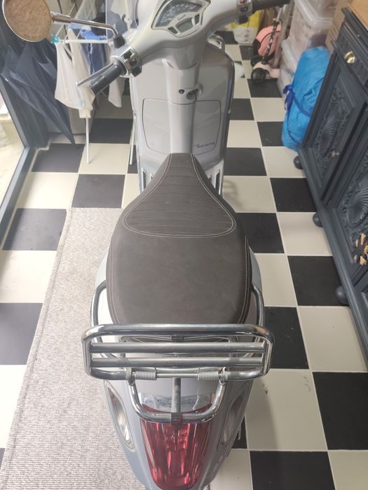 Vespa Primavera 125 Touring — Impecável | 7.750 km | Único dono