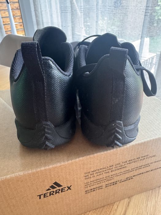 Buty pilkarskie na murawę  Puma r.32