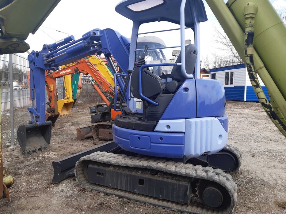 Міні екскаватор гусеничний KOMATSU PC 28UU-3