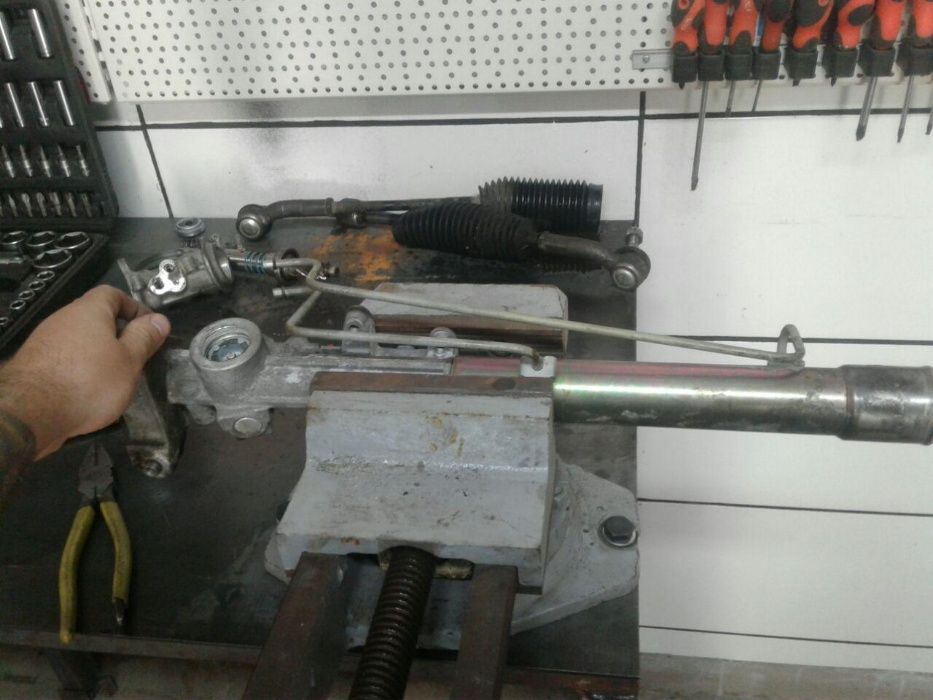 Ремонт кермових рейок . Ремонт рулевої рейки в ЧЕРНІВЦЯХ.