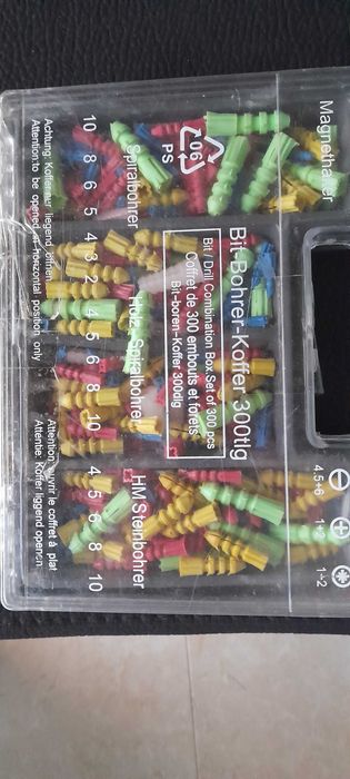 Buchas diversas em caixa