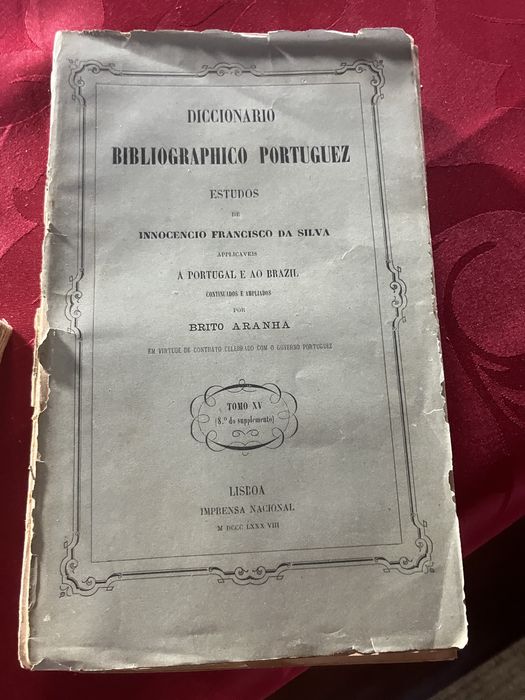 Dicionarios  Bibliograficos  muito antigos