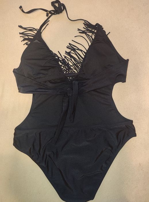 Świetny strój kąpielowy