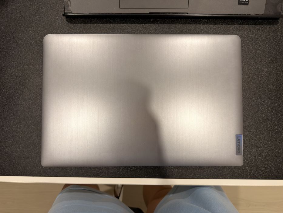 Portatil Lenovo IdeaPad3