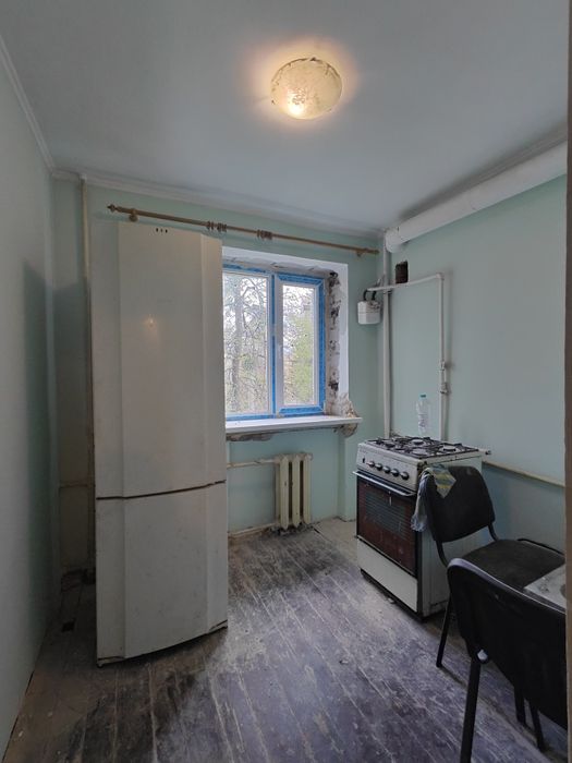 Продам 2 комнатная квартира пос. Жуковского , Ак.Проскуры. Недорого!