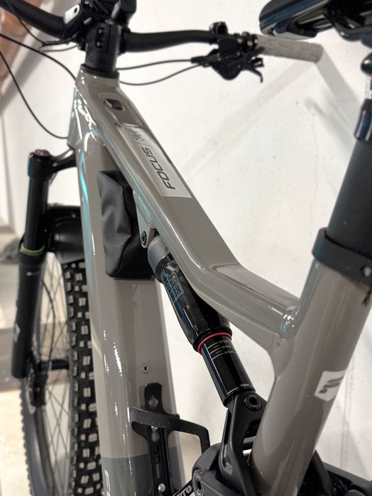 Focus Jam2 6.7 2025 L | Bosch | 1300 km | Giant Trek Specialized