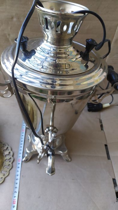 На подарок ваза из латуни