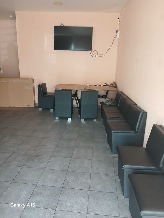 Bares e restaurantes alugam €200