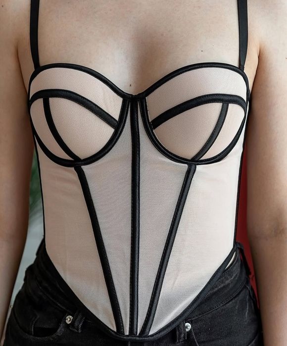 Корсет бежевий з шлейками