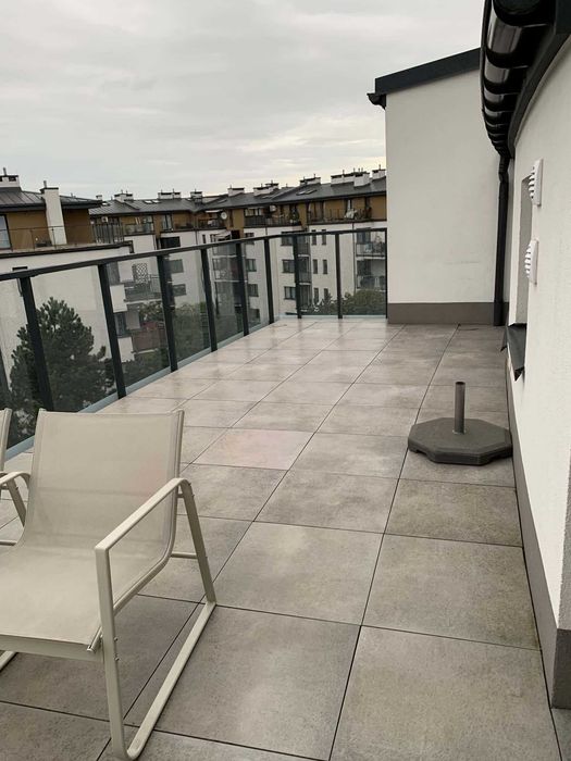 Wynajmę mieszkanie 40m2 z dużym tarasem, klimatyzacją i miejscem postojowym w cenie