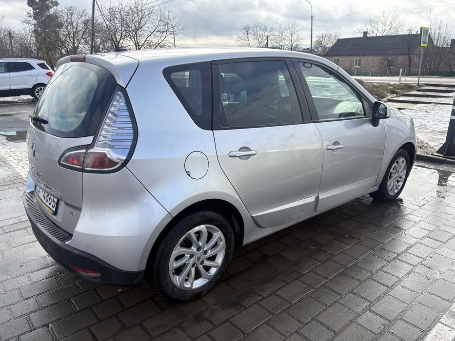 Renault scenic III 6300$