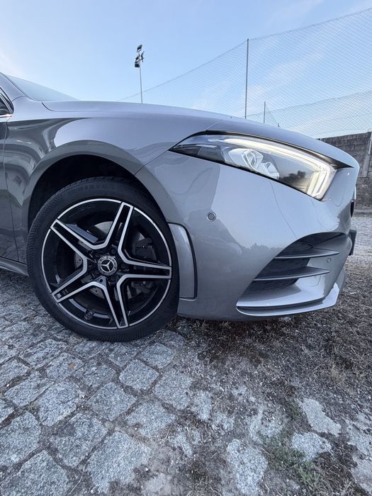 Mercedes-Benz A250e AMG Line | 2021 | Teto Panorâmico | Híbrido Plug-in — photo 4