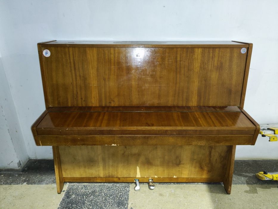 Піаніно Україна "Одесса", гарний стан