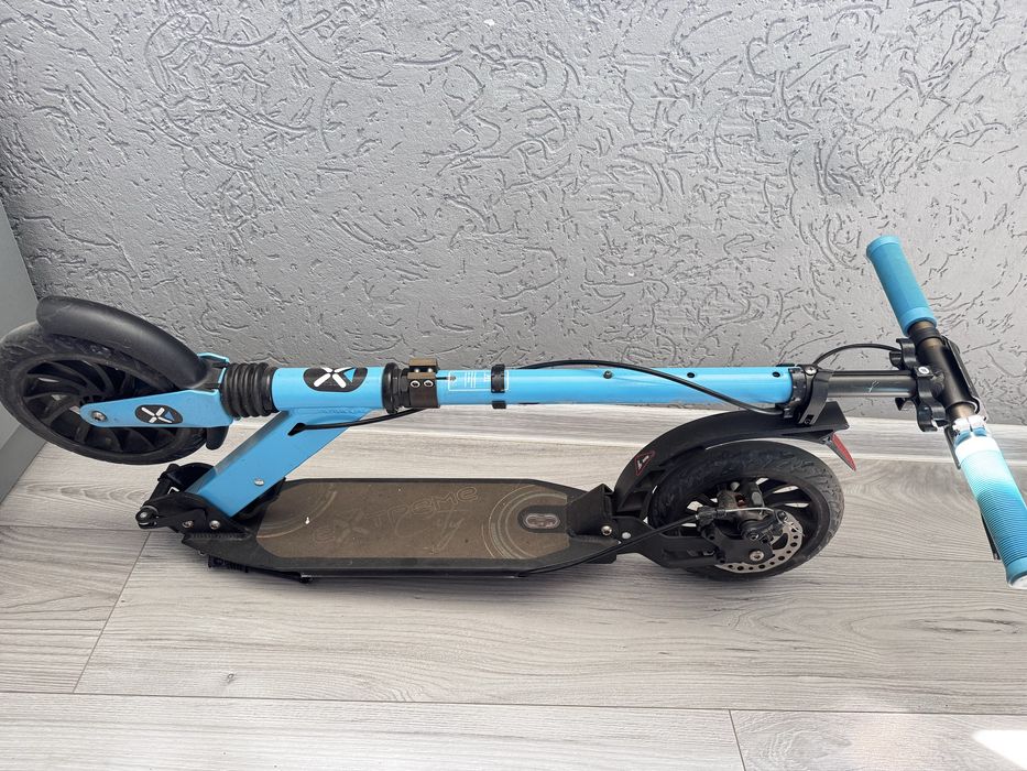 Продам самокат Extreme