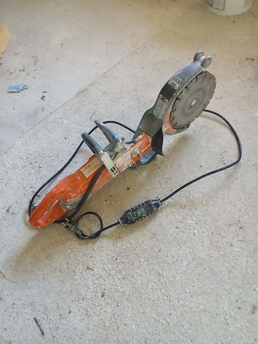 Vendo Husqvarna k4000