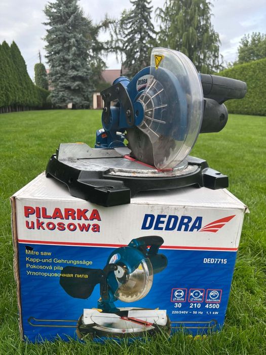 Pilarka ukosowa Dedra jak nowa