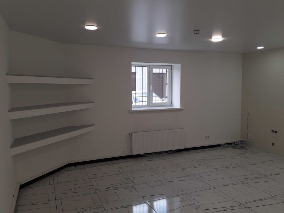 Оренда приміщення вільного призначення!