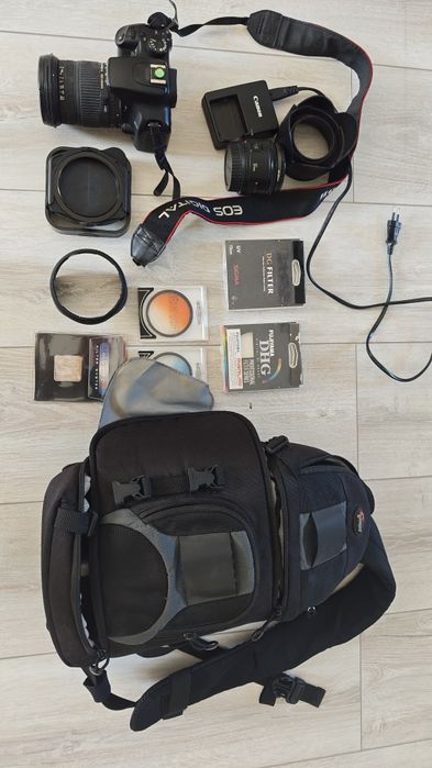 Canon EOS 1000D + Sigma 17-70 + 50mm + torba Lowepro — kompletny zestaw