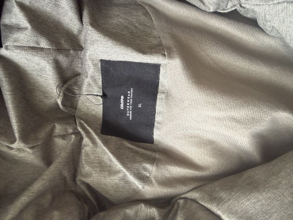 Жіноча куртка Cropp XL