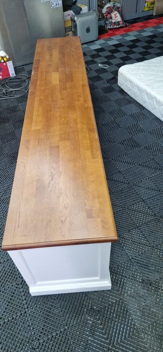 Komoda pod telewizor