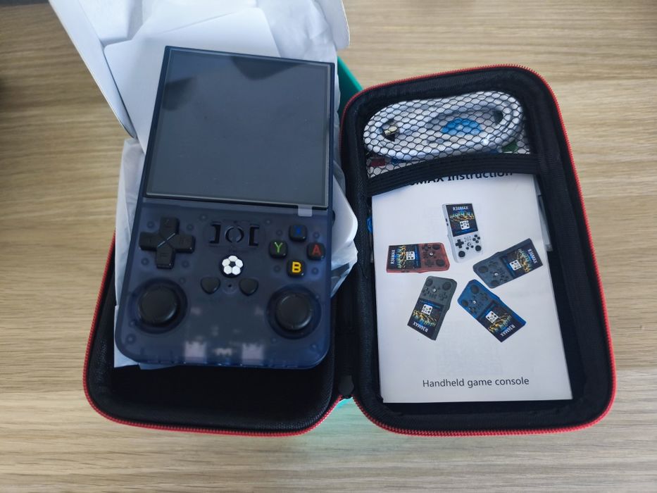 Consola jogos retro  R36max