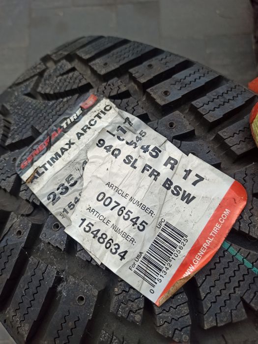 Зимняя резина 235/45 R17 General Altimax Arctic