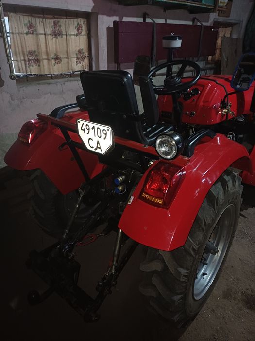 Трактор сінтай т240