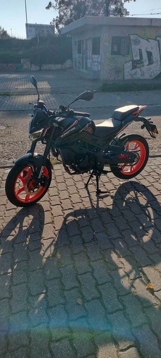 Mota Qjmotor TRX 125