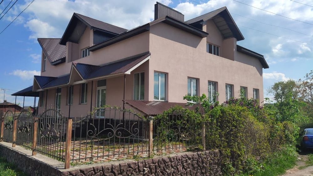 Продаж приміщення під комерцію!