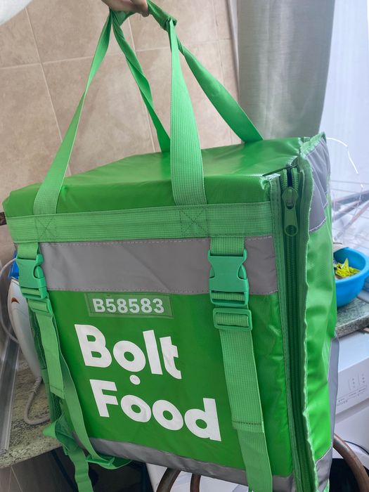 Vendendo essa delivery bag