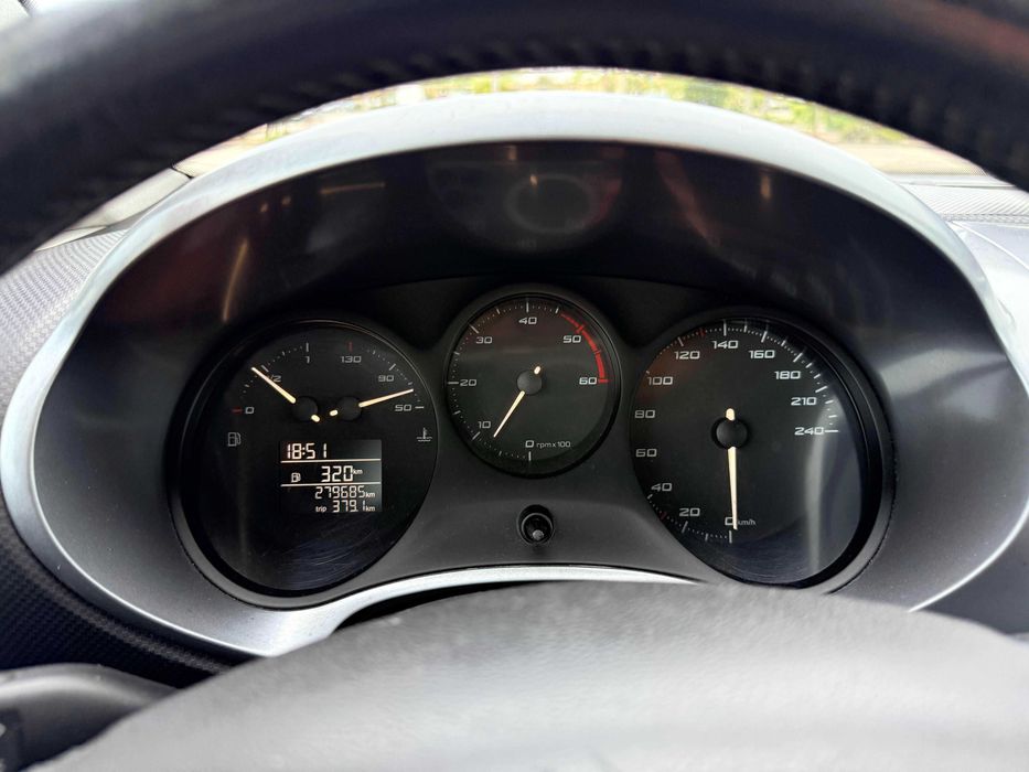 SEAT Leon 1.6 TDI Sport 105 cv Start/Stop (2010)
