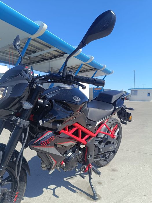 Benelli BN 125 – Impecável