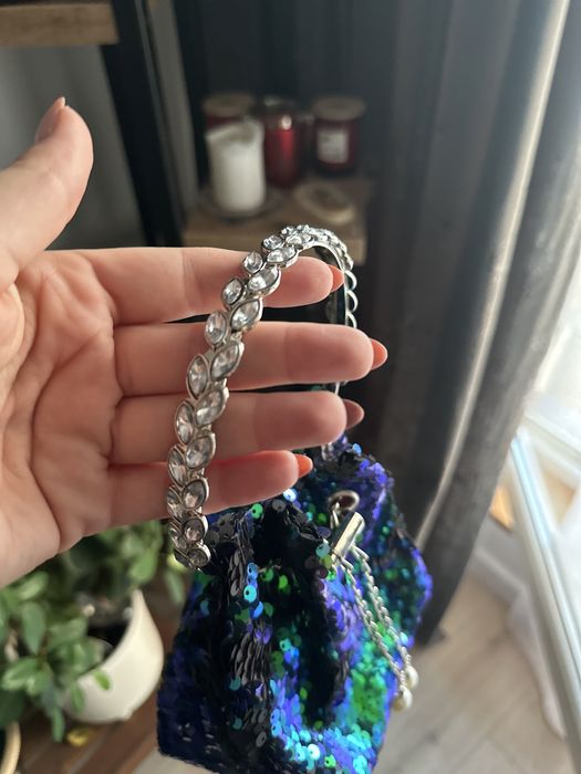 Torebka worek cekinowa z łańcuszkiem na ramię - mała