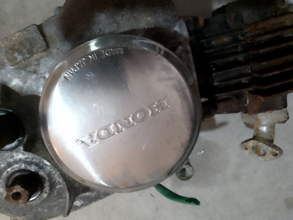 Motor moto marca Onda.